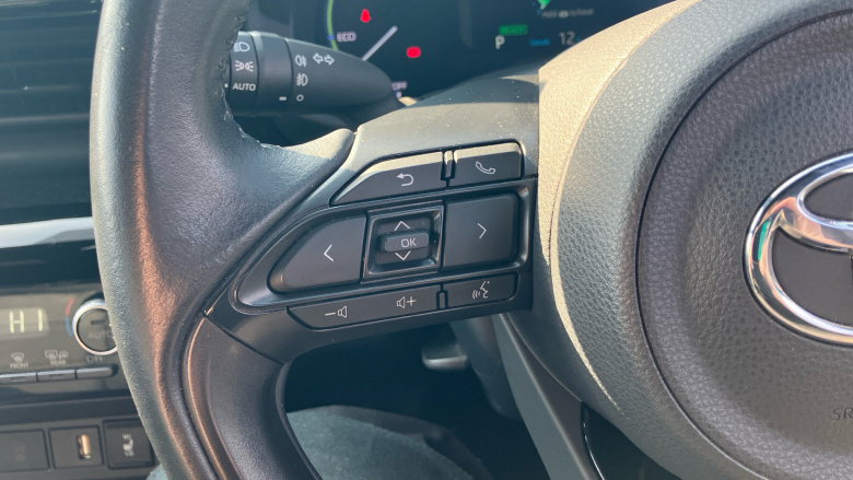 Toyota Yaris Cross 1.5 Hybrid Premiere Edition 5dr CVT Hybrid Estate
